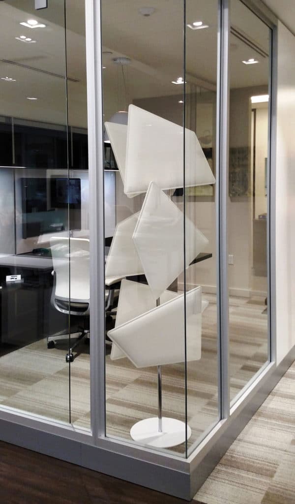 Caimi Flap Floor Totem